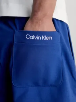 Calvin Klein Short De Sport En Tissu éponge De Coton 11 Calvin Klein Short De Sport En Tissu éponge De Coton -Calvin Klein Soldes 00GMS3S809 6FZ alternate3