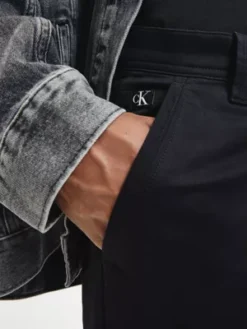 Calvin Klein Chino Skinny En Coton Bio -Calvin Klein Soldes J30J322554 BEH alternate3