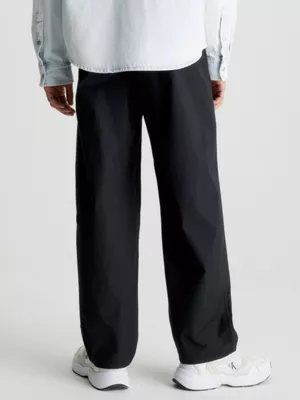 Calvin Klein Chino Utilitaire Droit Avec Ceinture 4 Calvin Klein Chino Utilitaire Droit Avec Ceinture – Image 2
