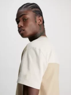 Calvin Klein T-shirt Color-block -Calvin Klein Soldes J30J323154 PF2 alternate2