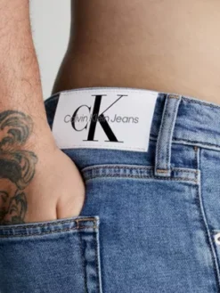 Calvin Klein Jean Fuselé Grande Taille -Calvin Klein Soldes J30J323345 1A4 alternate2