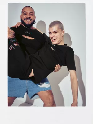 Calvin Klein T-shirt Slim Ajouré - Pride 8 Calvin Klein T-shirt Slim Ajouré - Pride – Image 6