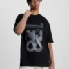 Calvin Klein T-shirt Surdimensionné Avec Logo Universitaire -Calvin Klein Soldes J30J324207 BEH main