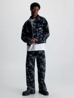 Calvin Klein Jean 90's Ample Entièrement Imprimé De Logos 10 Calvin Klein Jean 90's Ample Entièrement Imprimé De Logos -Calvin Klein Soldes J30J324734 1BY alternate3