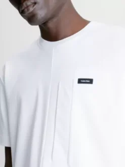 Calvin Klein T-shirt En Maille Avec Poche 9 Calvin Klein T-shirt En Maille Avec Poche -Calvin Klein Soldes K10K111423 YAF alternate2