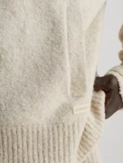 Calvin Klein Pull Cardigan Bouclé En Laine -Calvin Klein Soldes K10K111969 PB5 alternate2