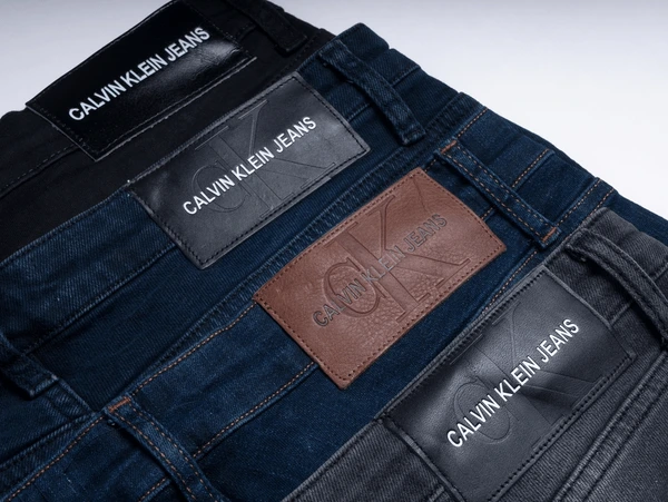 Calvin Klein Soldes -Calvin Klein Soldes bakuazerbaijan 01112021 calvin klein jeans 600nw 2074128785